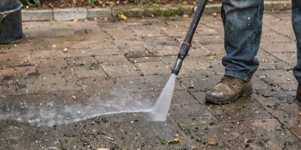 Pressure washing service